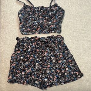 Hollister Floral Print Top and Shorts Set - Blue and Pink - XS
